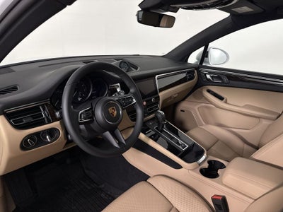2026 Porsche Macan AWD