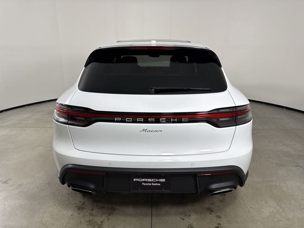 2026 Porsche Macan AWD
