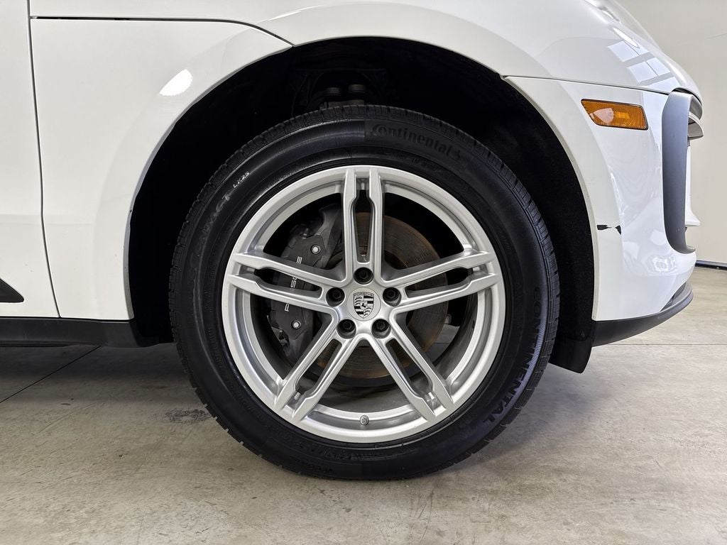 2023 Porsche Macan AWD