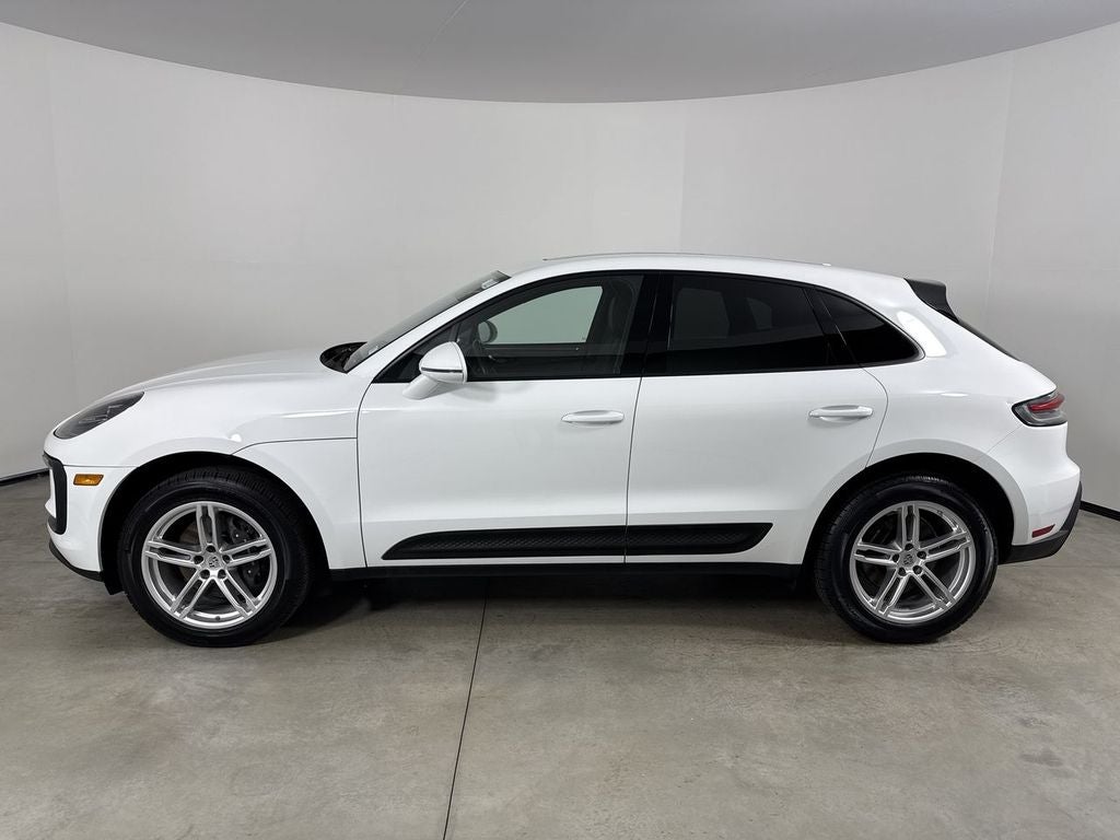 2023 Porsche Macan AWD