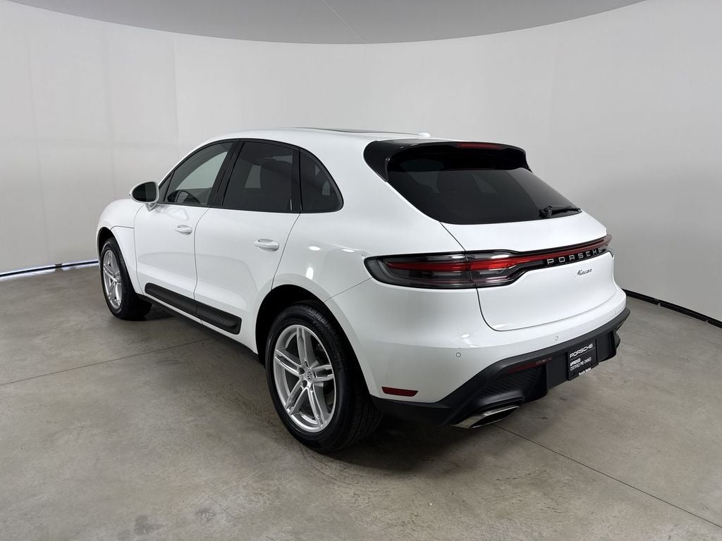 2023 Porsche Macan AWD