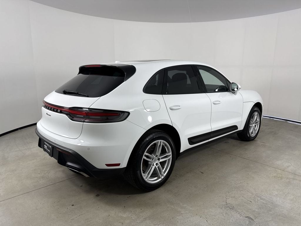 2023 Porsche Macan AWD