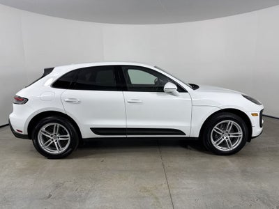 2023 Porsche Macan AWD