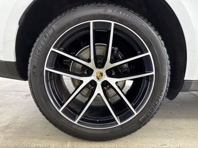 2024 Porsche Macan AWD