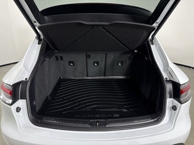 2024 Porsche Macan AWD