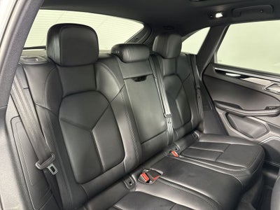 2024 Porsche Macan AWD