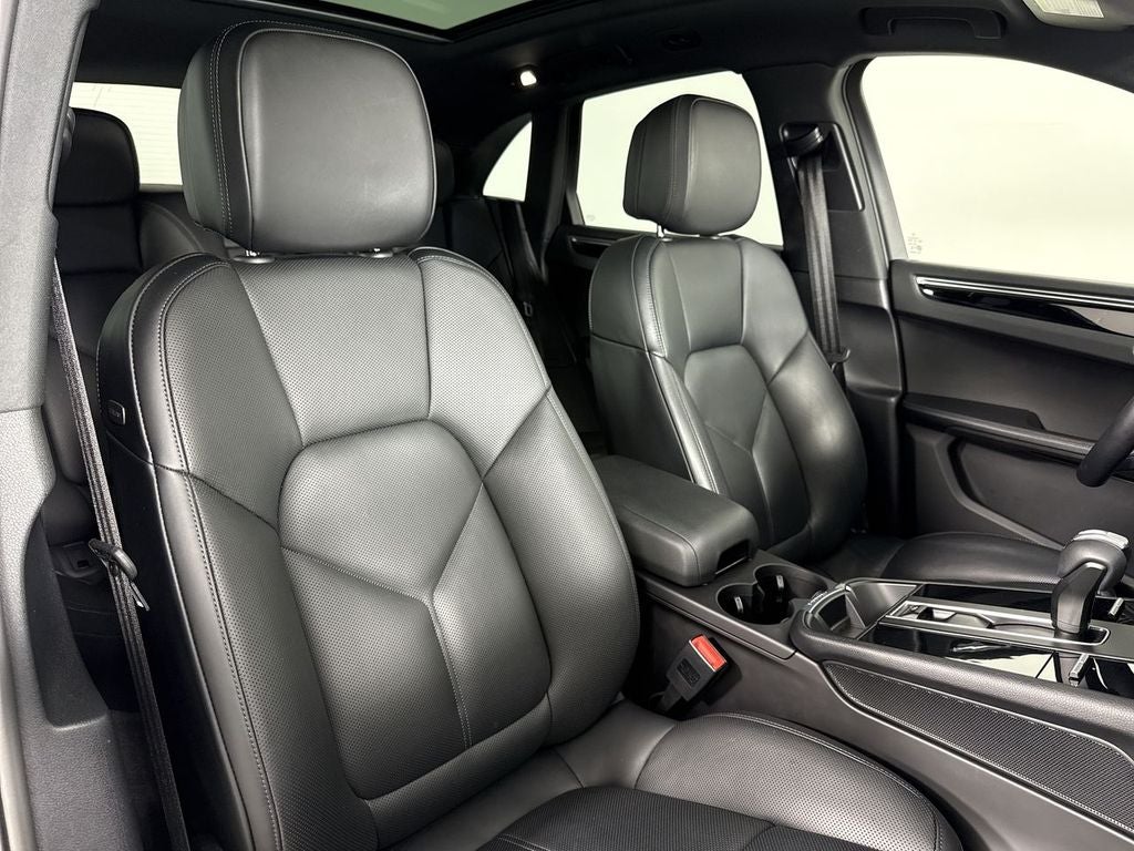 2024 Porsche Macan AWD