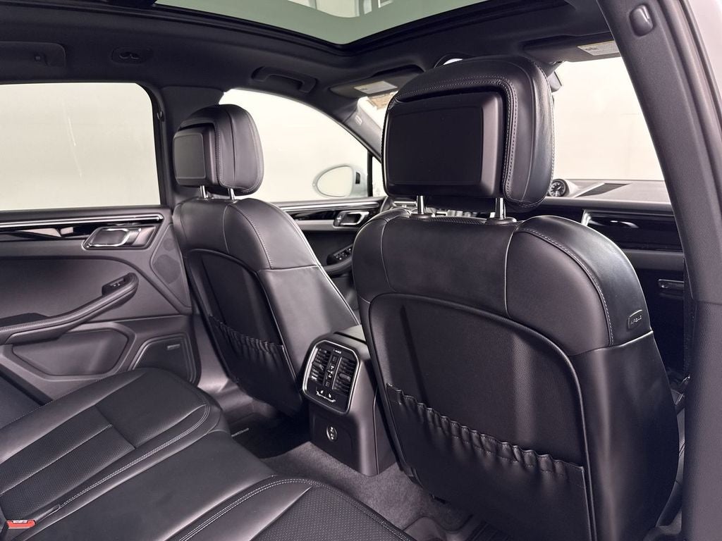 2024 Porsche Macan AWD