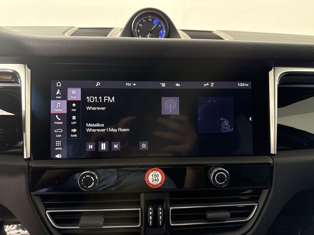 2024 Porsche Macan AWD