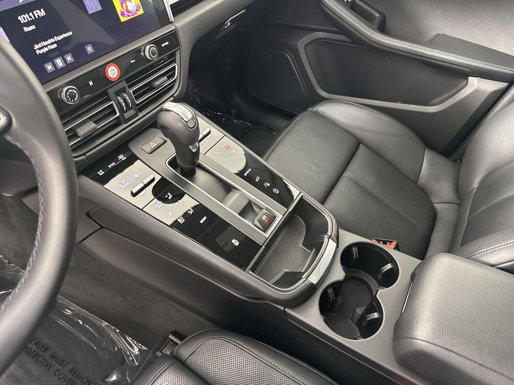 2024 Porsche Macan AWD