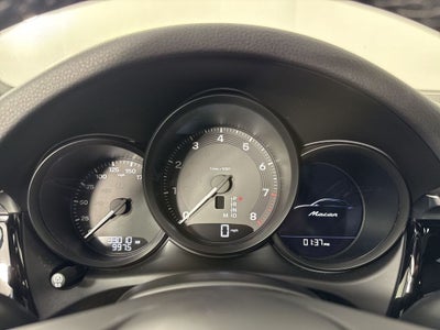 2024 Porsche Macan AWD