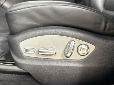 2024 Porsche Macan AWD