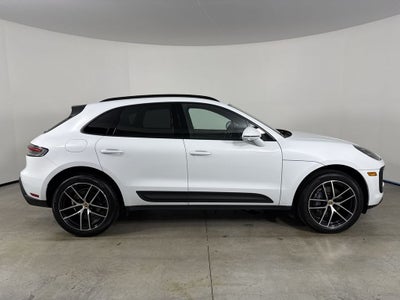 2024 Porsche Macan AWD
