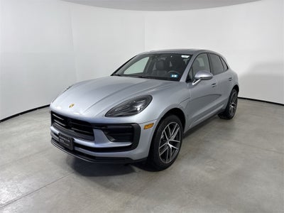 2025 Porsche Macan AWD
