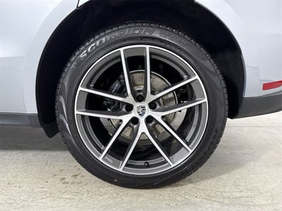 2025 Porsche Macan AWD