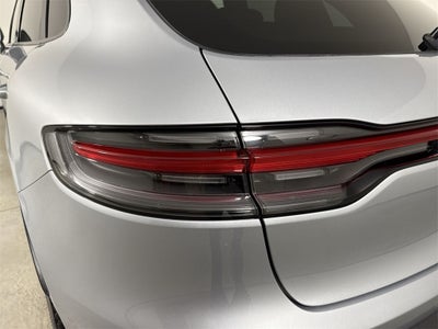 2025 Porsche Macan AWD