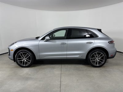 2025 Porsche Macan AWD