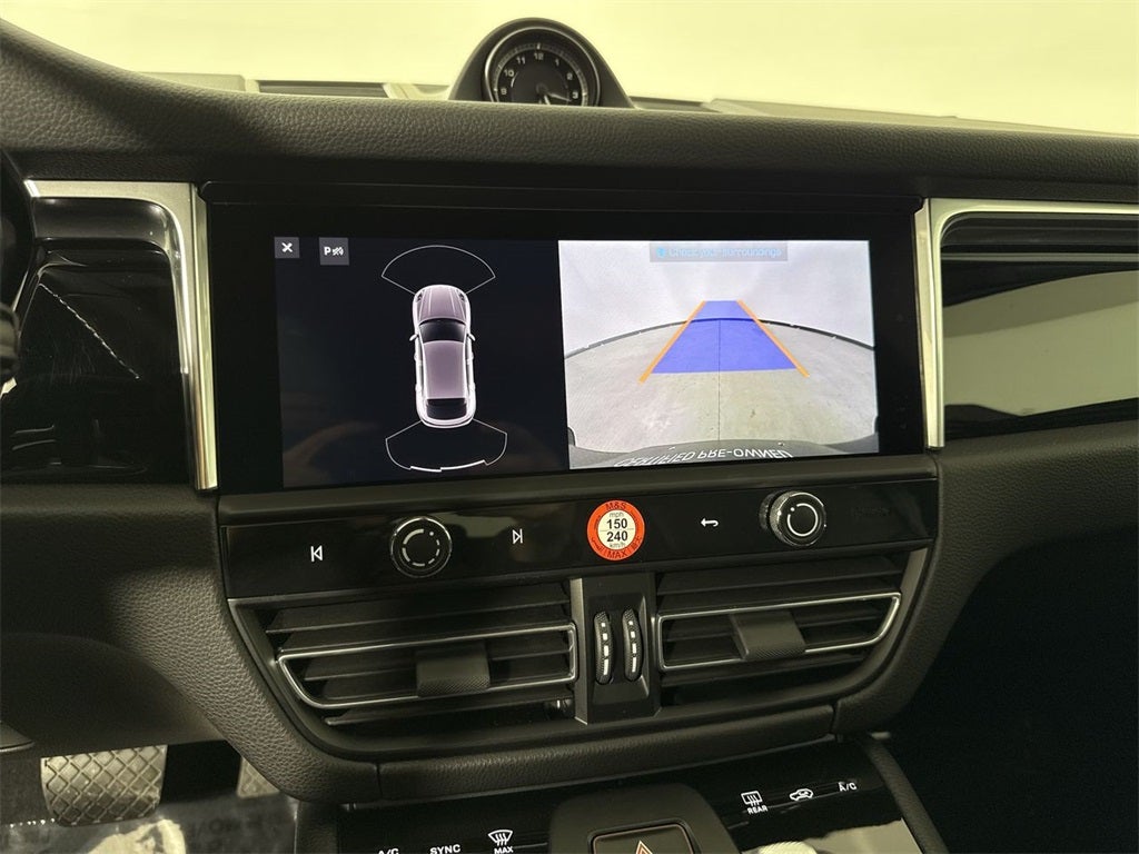 2025 Porsche Macan AWD