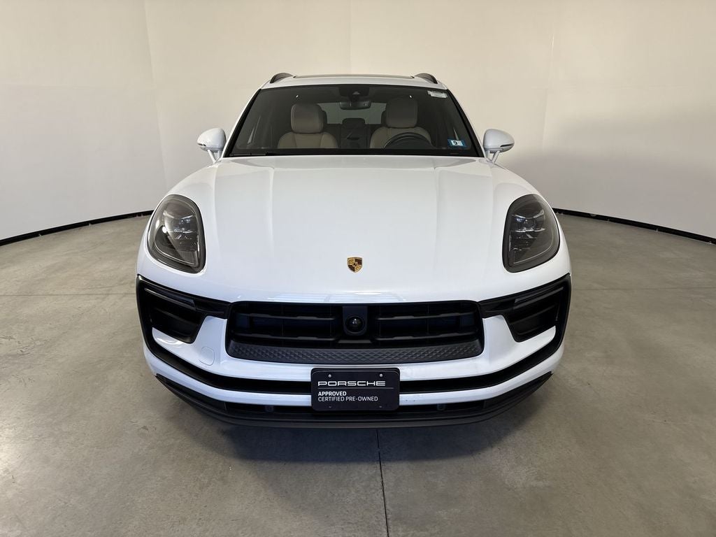 2025 Porsche Macan AWD