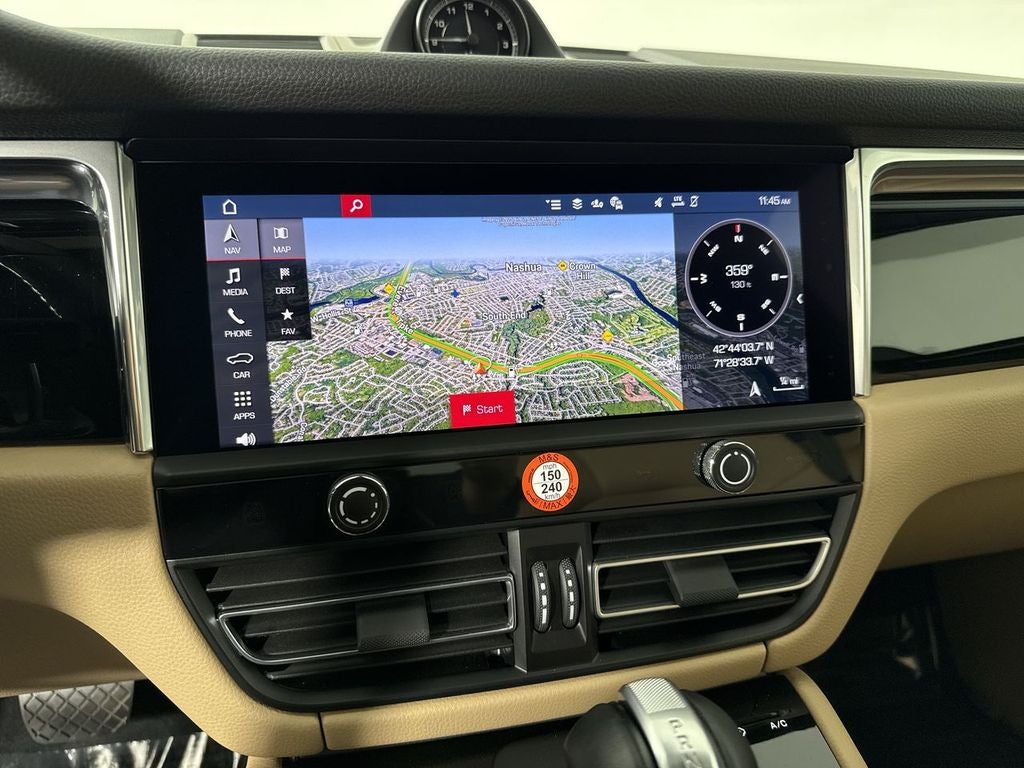 2025 Porsche Macan AWD