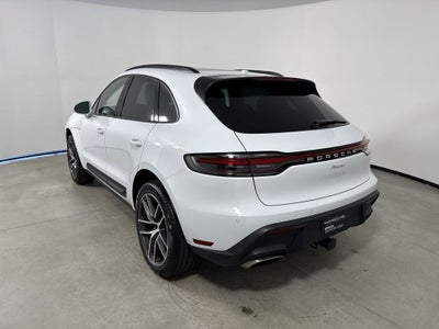 2025 Porsche Macan AWD