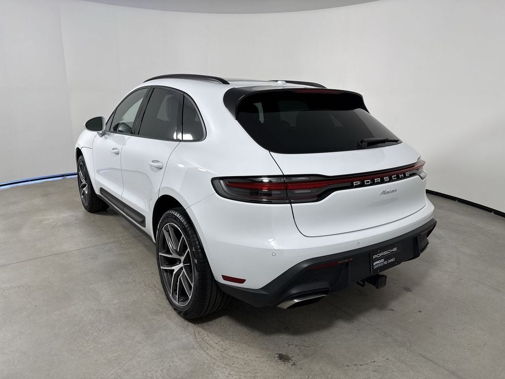 2025 Porsche Macan AWD