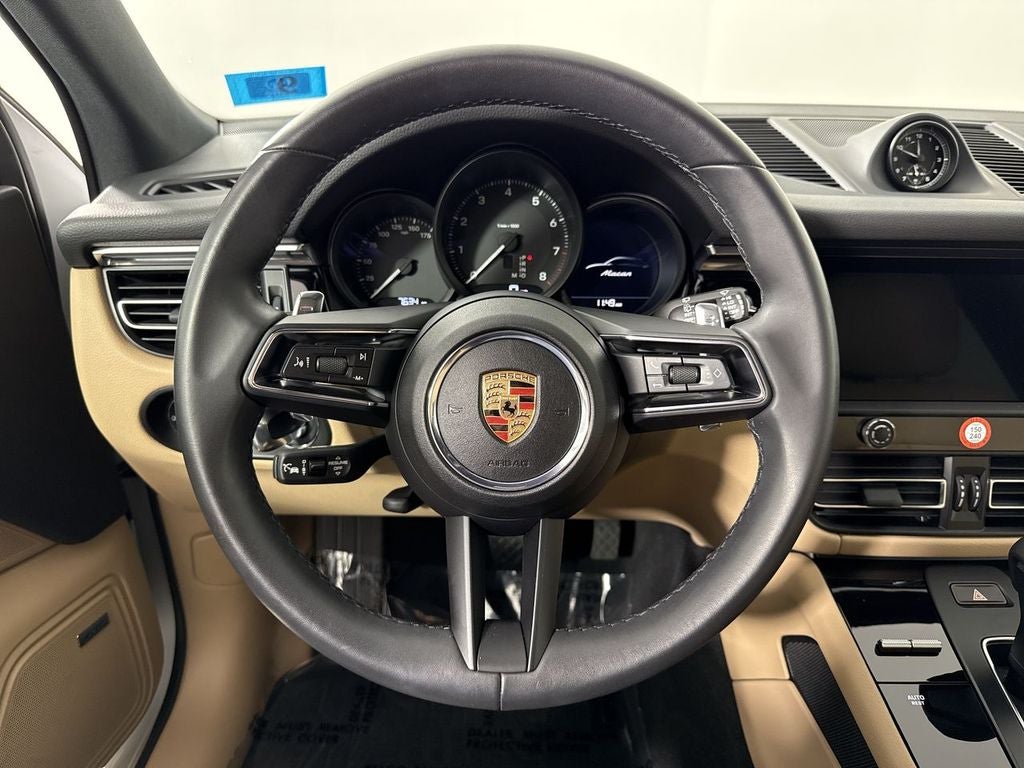 2025 Porsche Macan AWD