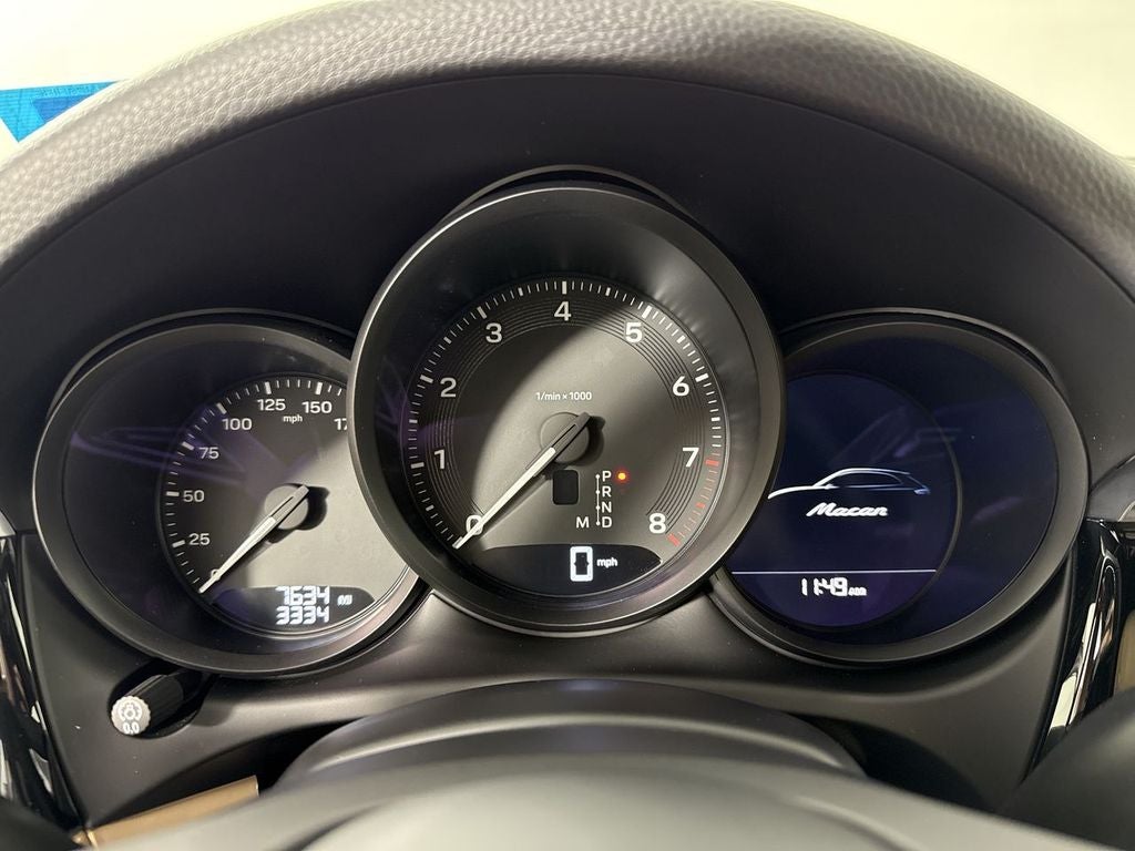 2025 Porsche Macan AWD
