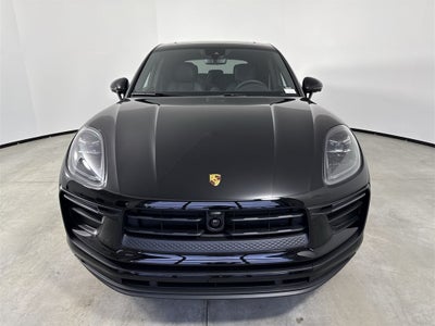 2026 Porsche Macan AWD