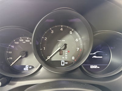 2026 Porsche Macan AWD