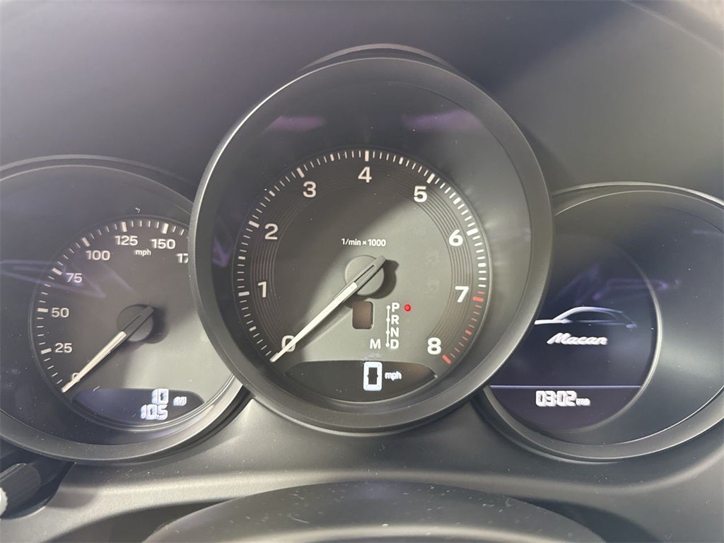 2026 Porsche Macan AWD