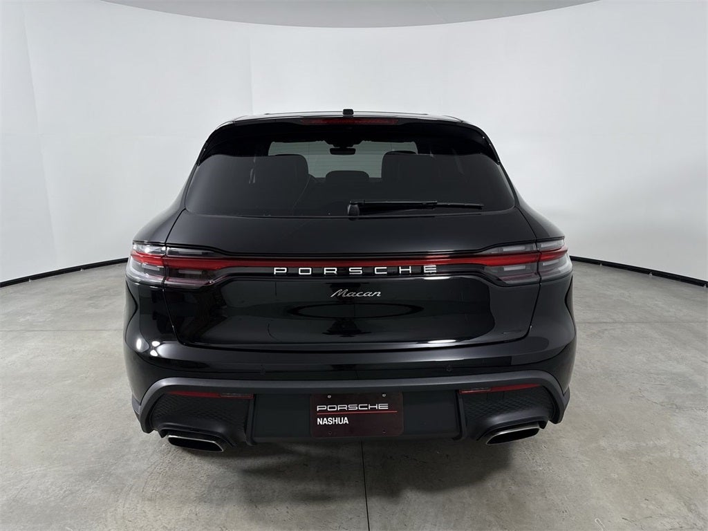 2026 Porsche Macan AWD