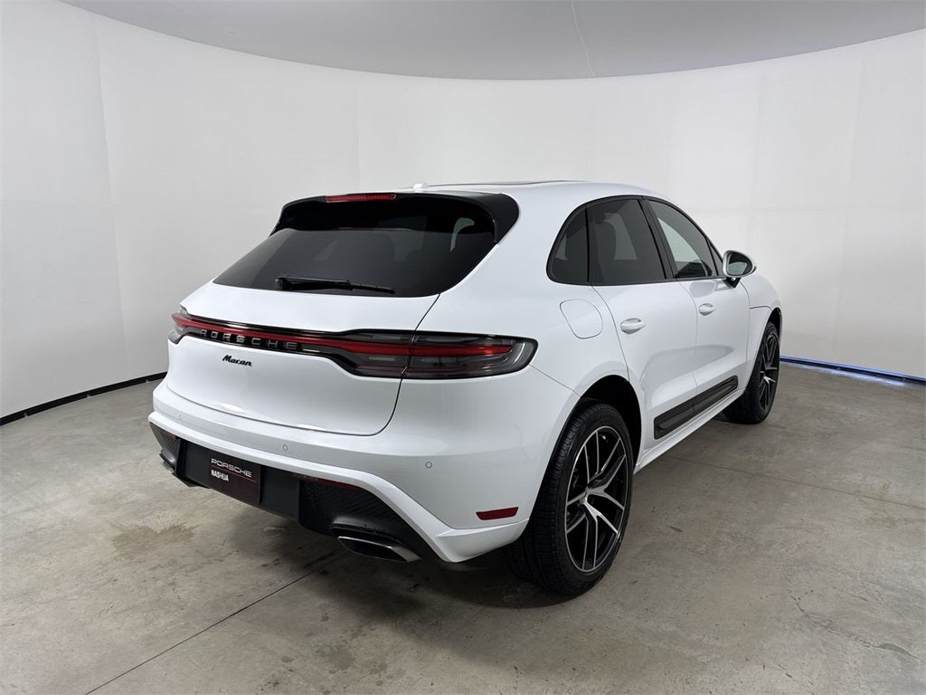 2026 Porsche Macan Macan