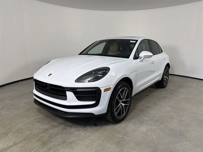 2026 Porsche Macan AWD