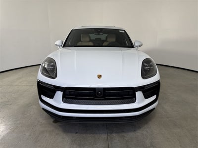 2026 Porsche Macan AWD