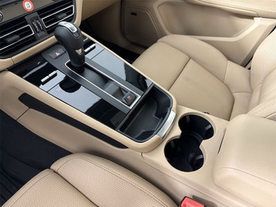 2026 Porsche Macan AWD