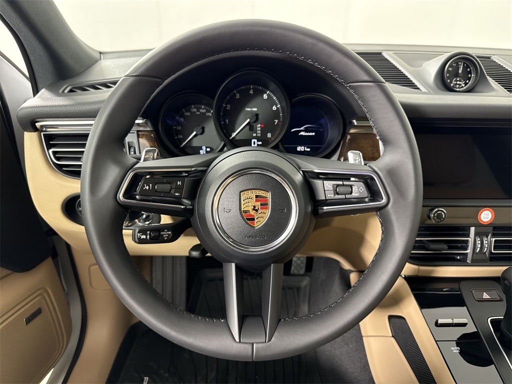 2026 Porsche Macan AWD