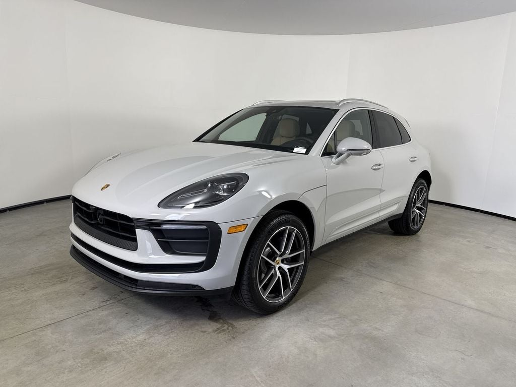 2026 Porsche Macan Macan