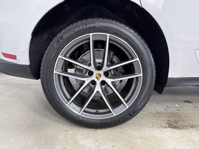 2026 Porsche Macan Macan