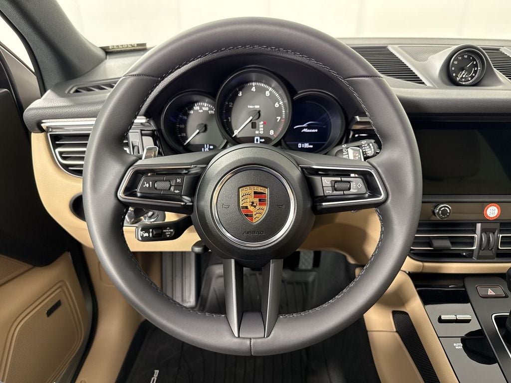 2026 Porsche Macan Macan