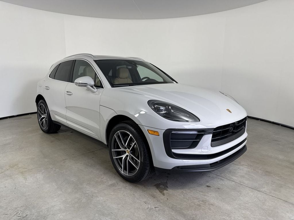 2026 Porsche Macan Macan