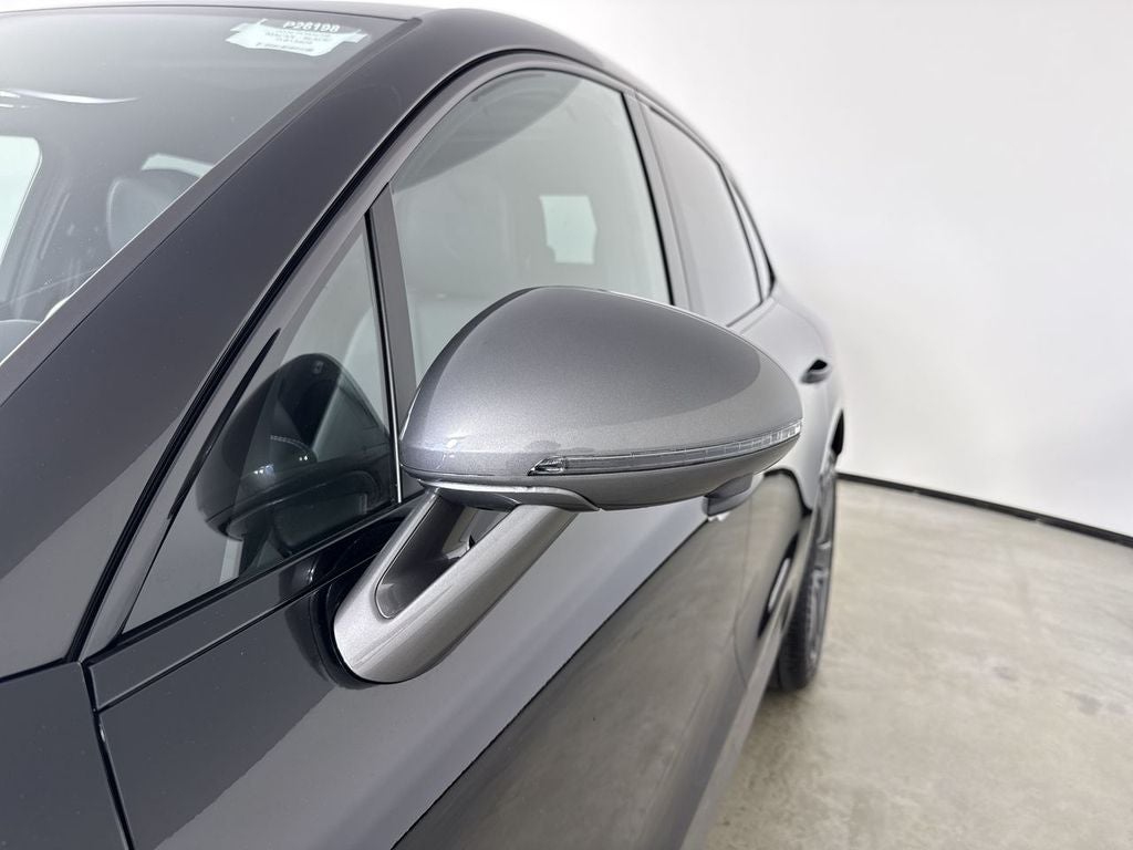 2026 Porsche Macan Macan T