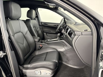 2026 Porsche Macan Macan T