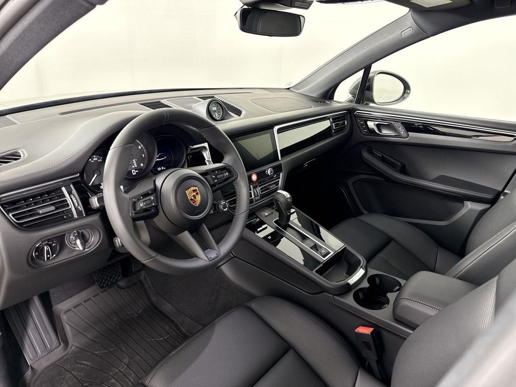 2026 Porsche Macan Macan T