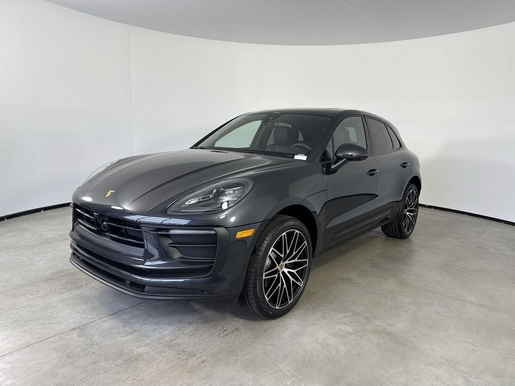 2026 Porsche Macan Macan