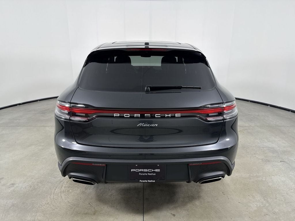 2026 Porsche Macan Macan