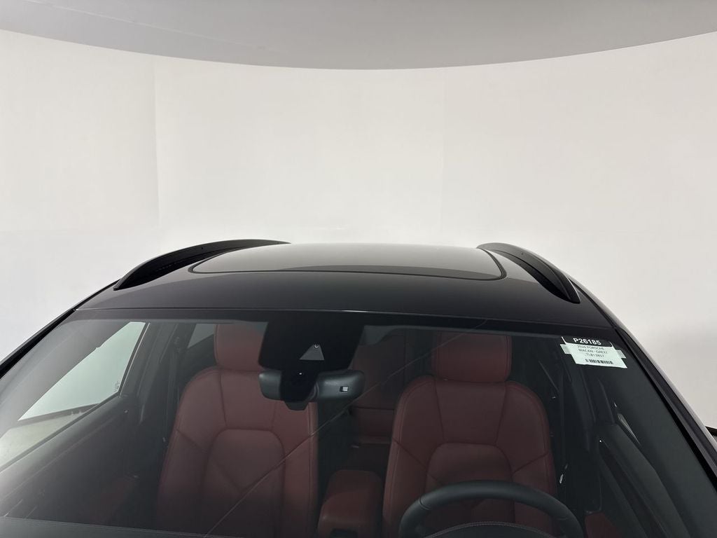 2026 Porsche Macan Macan