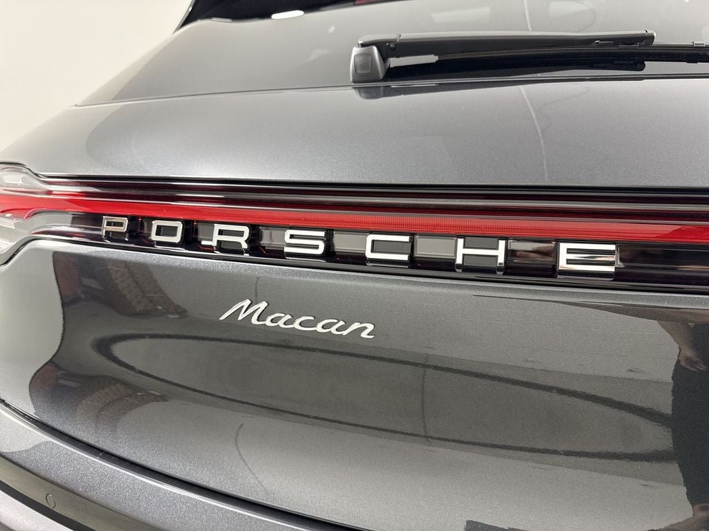 2026 Porsche Macan Macan