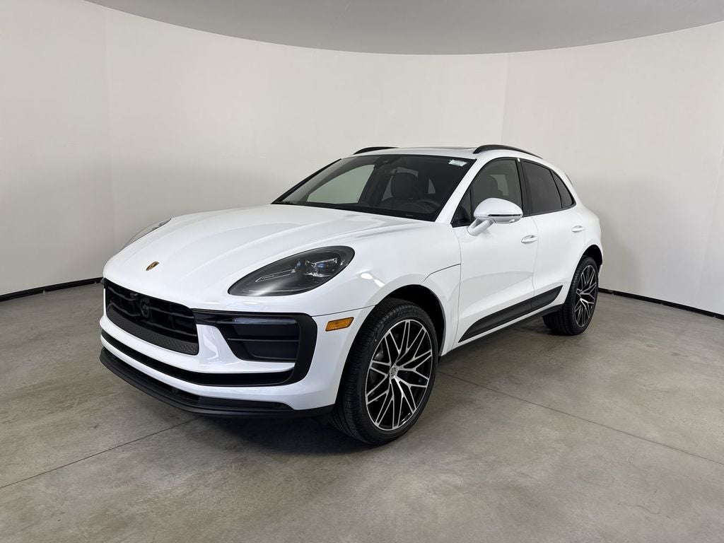 2026 Porsche Macan Macan