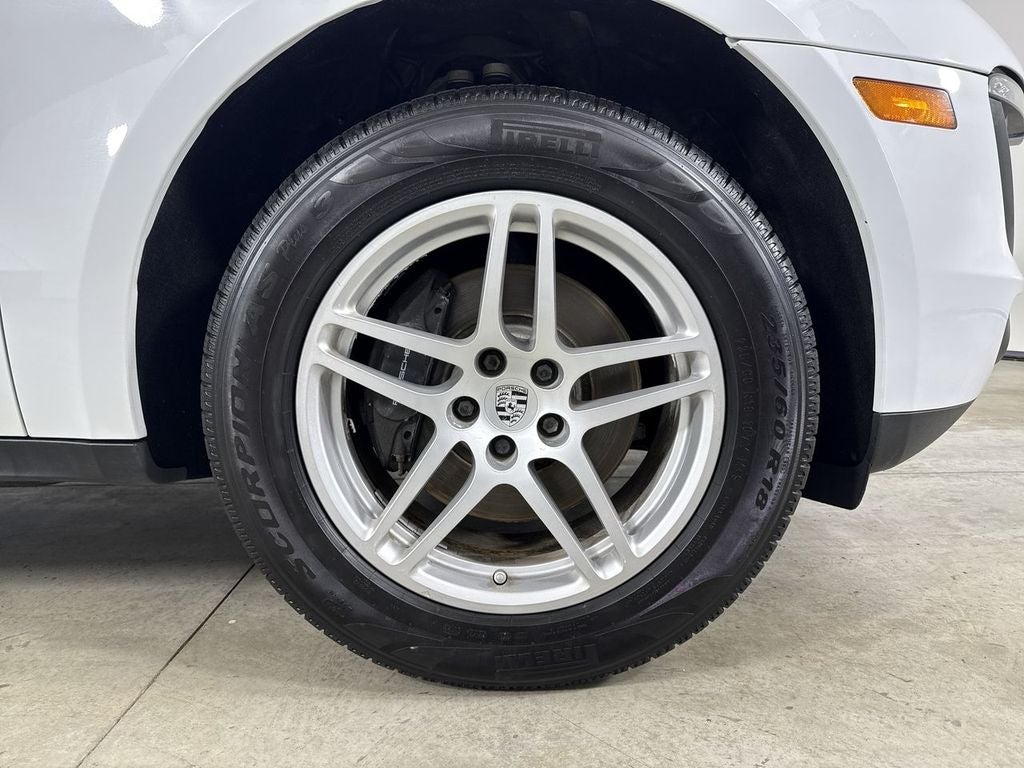 2018 Porsche Macan Base